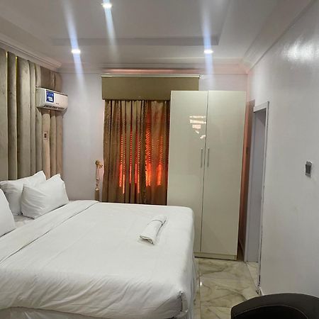 White Gold Hotel 伊凯贾 外观 照片